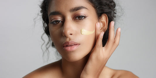 Retinol Serum for Face: Tips for Choosing and Applying This Powerful Anti-Aging Solution